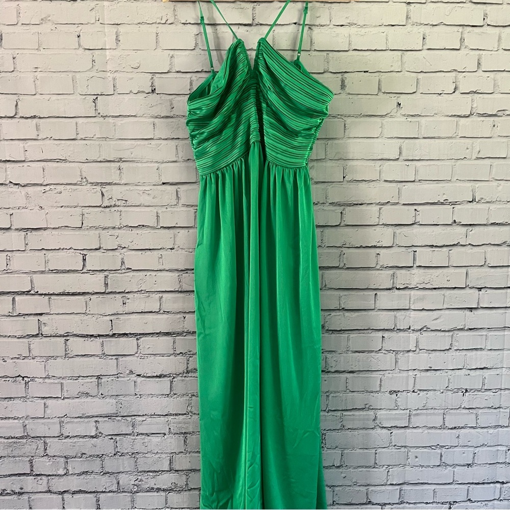 a new day Emerald Green Pleated Bodice Maxi Dress